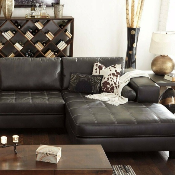 Ashley Furniture Signature Design Faux Fur Pillow - Picture 4 of 7